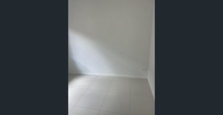 In a Prime Location in Sefton. - Photo 2