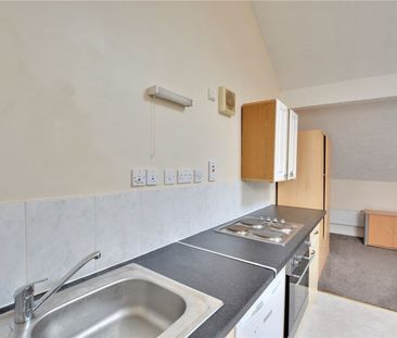 To Let – Saunders Street, Southport Town Centre – One Bed Apt - Photo 2