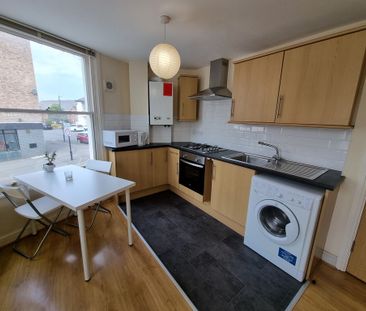 1 Bed Student Accommodation - Photo 5