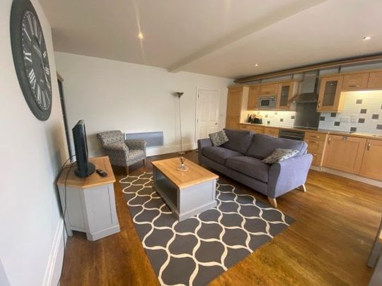 Clarence Mansions, Leamington Spa, CV32 - Photo 1