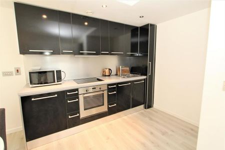 2 bedroom flat to rent - Photo 5