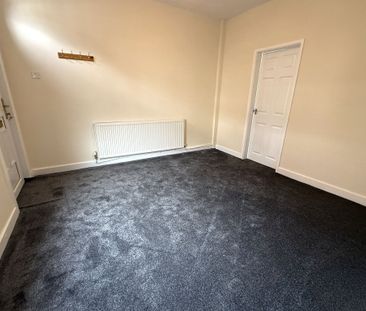 2 bedroom mid terraced house To Let in Preston - Photo 5