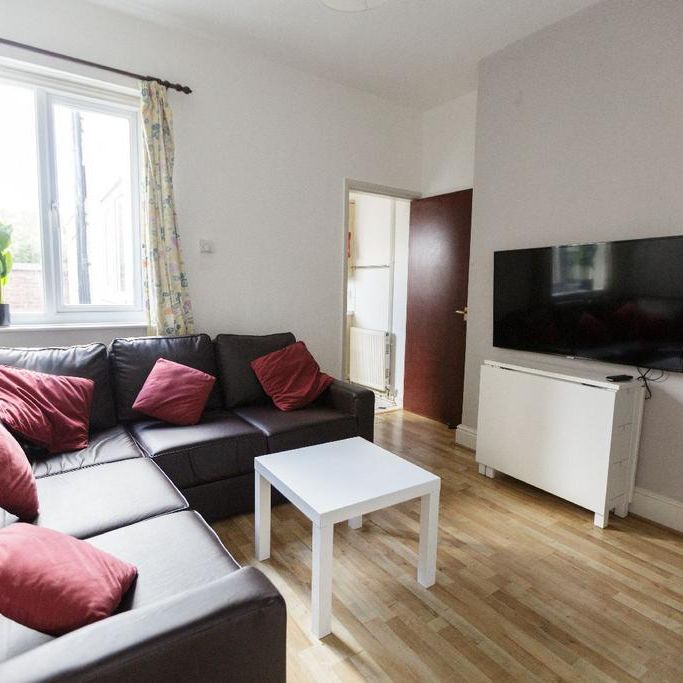 4 bedroom house to rent - Photo 1