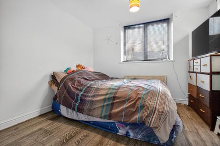 2 bedroom ground floor flat to rent - Photo 5