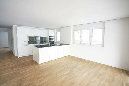 Moderne Wohnung mit Stil und Komfort - Foto 3