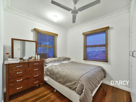 23 FARRELL ST - Photo 5