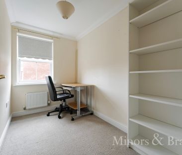 Phillipa Flowerday Plain, Norwich - Photo 5