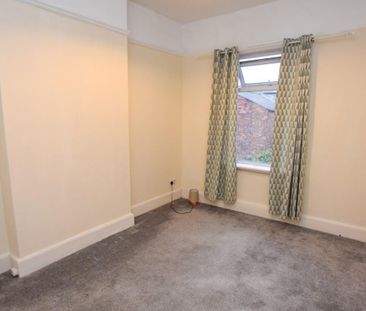 3 bed House - Semi-Detached for Rent - Photo 4