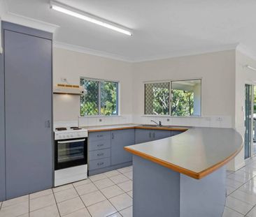 Centrally Located, City Fringe, Two Bedroom Unit - Photo 1
