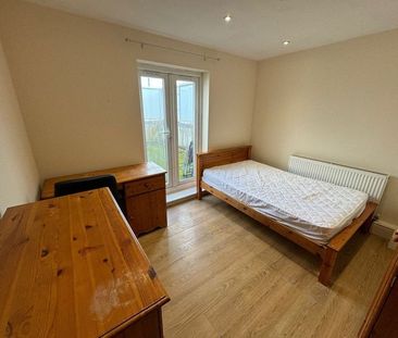 Room in a Shared House, Palmerston Road, SO14 - Photo 2