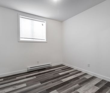 For Lease - 865 Tavistock Road Unit# B, Britannia Heights - Queensw... - Photo 3