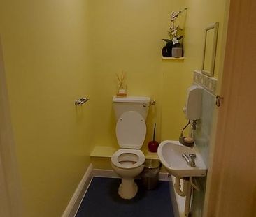Studio to rent - Photo 6