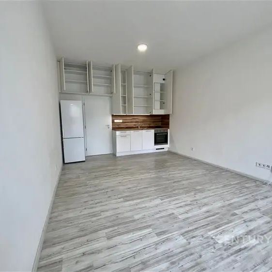 Pronájem bytu 1+kk, 30 m - Фото 1
