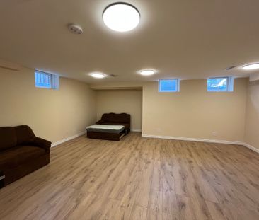 For Lease - 22 Gauguin Avenue, Vaughan, Ontario - Photo 6