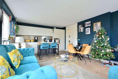 Grayston House, Ottley Drive, London, SE3 - Photo 2