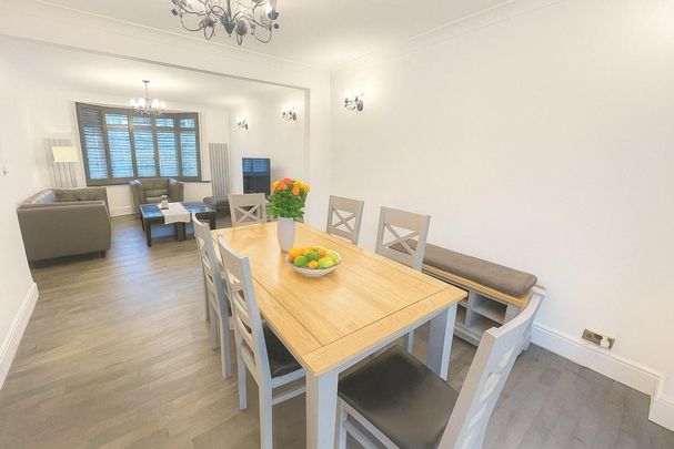 4 bedroom semi-detached house to rent - Photo 1