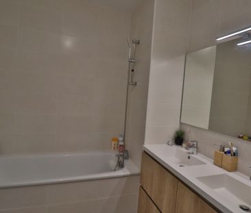 Location Appartement 3 pièces 69m² NIMES 30000 - Photo 5