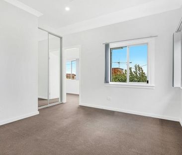 Dee Why, 4 Hogarth Avenue - Photo 2