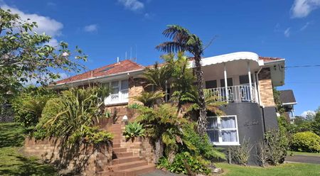 Regal on River Road - Photo 4