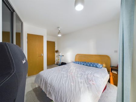 Ifield Road, West Green - Photo 5
