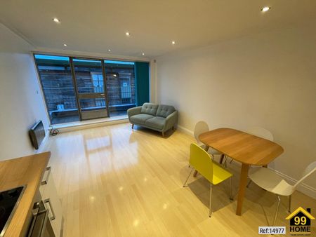 2 bed Apartment in 10 Ellingfort Road , London, E8 3PA - Photo 3
