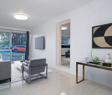 Modern and Spacious Duplex - Photo 4