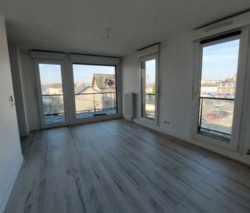 Location Appartement 2 pièces 39m² SOTTEVILLE LES ROUEN 76300 - Photo 3