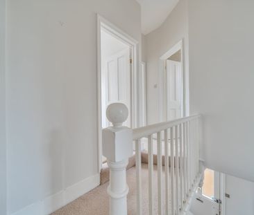 4 bedroom semi-detached house to rent - Photo 4
