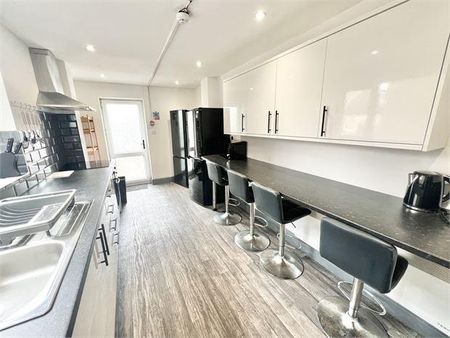 5 bedroom house share to rent - Photo 3