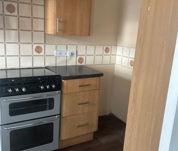 1 Bed Maisonette, Trevino Drive, LE4 - Photo 6