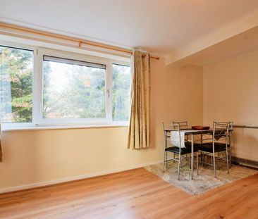 1 bedroom apartment to rent Tilehurst Court, Kersal Way, Salford, M7 - Photo 1