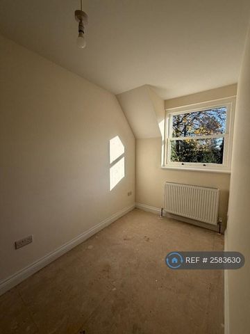 2 bedroom detached house to rent - Photo 2