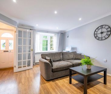 3 bedroom detached house to rent - Photo 5