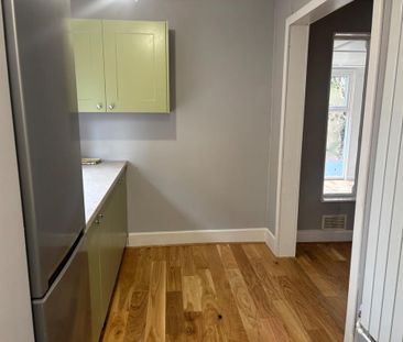 3 bedroom semi-detached house to rent - Photo 6