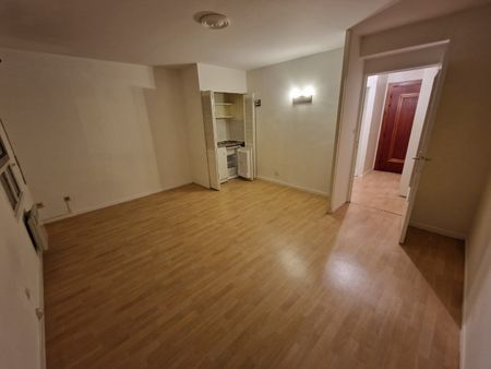 Location Appartement 1 pièce 29m² ARRAS 62000 - Photo 3