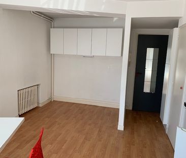 A LOUER BREST LIBERTE STUDIO 21 M2 Hyper-centre - Photo 2