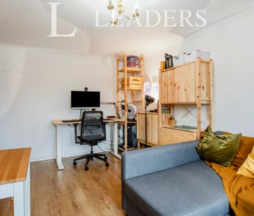 1 bedroom apartment to rent St. Marks House, Phelp Street, London, ... - Photo 3