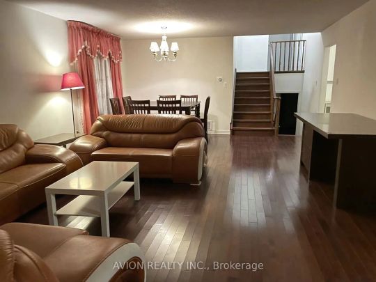 Detached Home For Lease | W9255030 - Photo 1