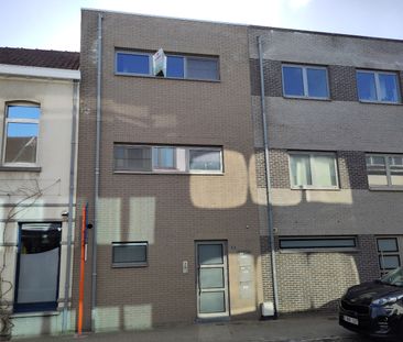 - Sint-Niklaas – appartement 2de verdiep met 1 slaapkamer en garage. - Foto 3