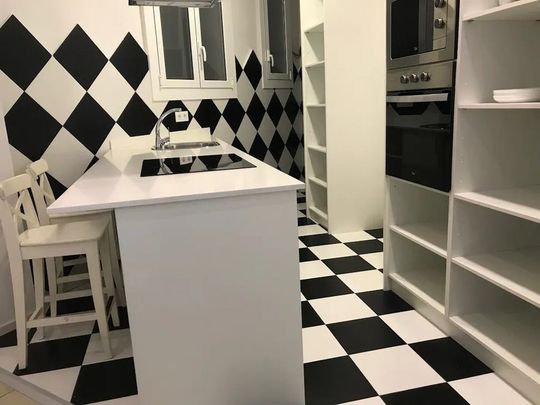 Ronda de Sant Antoni, Barcelona, Catalonia 08001 - Photo 1