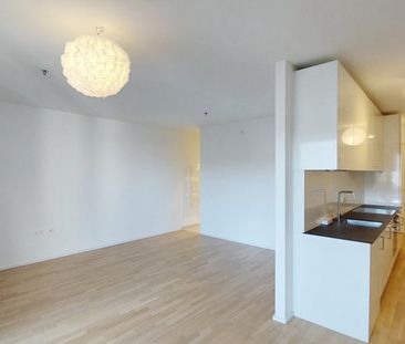 Sonnwendviertel: 1-Zimmer-Wohnung mit Balkon im 12. OG – Fitnessrau... - Foto 3