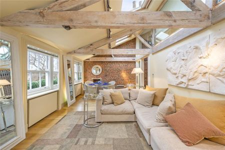 3 bedroom flat to rent - Photo 2