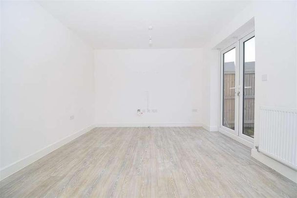 Hawthorne Street, Normanton, WF6 - Photo 1