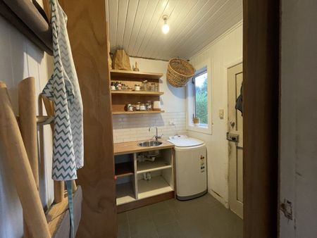 Nice and Cosy! Glenholme - Photo 2