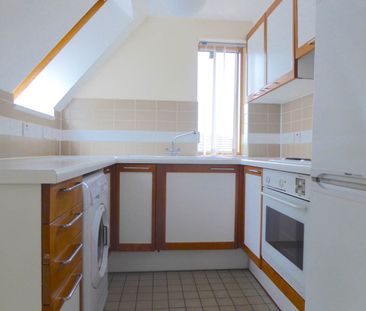 Apartment to rent in Milton Road, Cambridge, CB4 1XQ - Photo 2