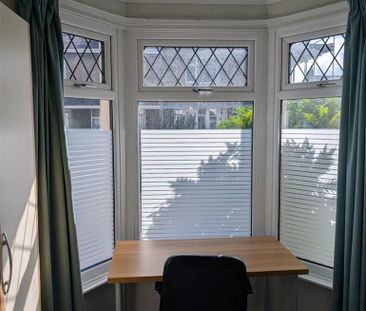 3 bedroom private hall to rent - Photo 3