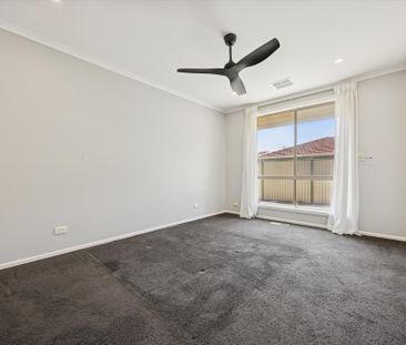 56 Cabinda Drive, Keysborough VIC 3173 - House For Rent | Domain - Photo 1