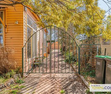 9A Crescent Street, Armidale - Photo 3