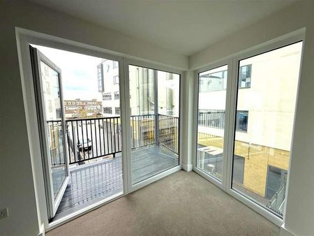 Martin Court Hastings - Photo 4