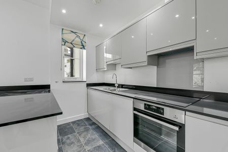 3 bedroom flat to rent - Photo 3